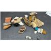 Image 6 : Fairy Figurine Quartz Clock, Shell Design, Wind up Music Box, Windmere Clothes Shaver, Seashells