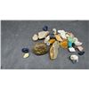 Image 7 : Fairy Figurine Quartz Clock, Shell Design, Wind up Music Box, Windmere Clothes Shaver, Seashells