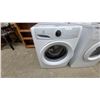 Image 4 : Electrolux LuxCare Wash Front-Load Washing Machine