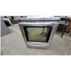 Image 7 : KitchenAid Stainless Steel Electric Range with Glass Cooktop, Convection Bake and Broil, Self-Clean