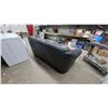 Image 5 : Black Leather Three-Seater Puffy Sofa 88”