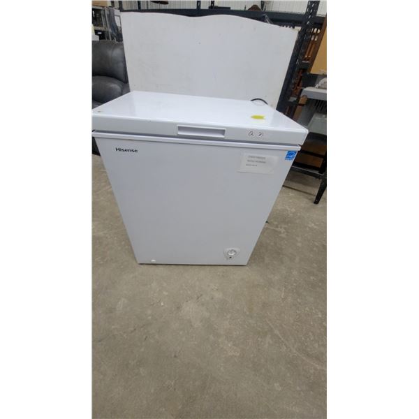 Hisense Energy Star Chest Freezer with Internal Wire Basket 33”×28×20.6”