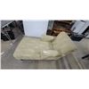 Image 3 : Light Green Upholstered Chaise Lounge with Leaf Pattern and Dark Wood Legs