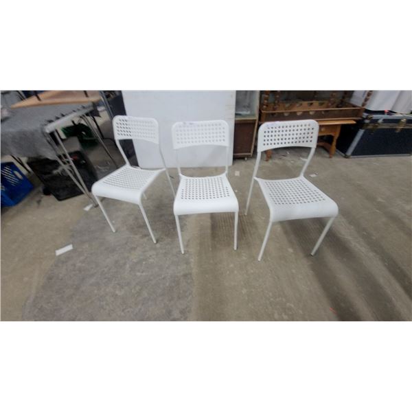 IKEA Adde White Stackable Chairs, Set of 3