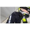 Image 9 : Klim Motorcycle Jacket and Pants, Held Gloves, and BMW System 7 Carbon Modular Helmet