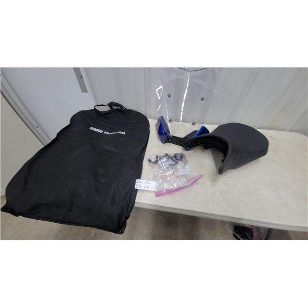 BMW Motorrad F 900 R/XR Motorcycle Parts Including Pillion Seat, Windscreen, Fairing