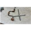 Image 11 : Large Lot of Hand Tools: Screwdrivers, Wrenches, Sockets, Files, Oilers, Paint Sprayer, Manual