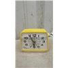 Image 7 : Vintage Clocks, Breck's Mantel Clock, Ingraham, Hi-Lite Radio, GE and Westinghouse Clock Radio