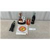 Image 1 : Coca-Cola Brand Window Thermometer, Door Handle, Radio and Polar Bear Figurine