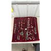 Image 1 : Assortment of Costume Jewelry Including Beaded Necklaces, Bracelets