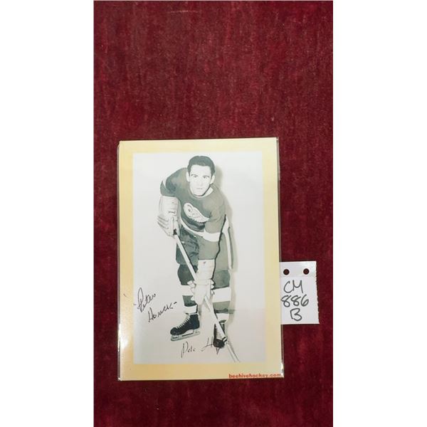 Pete Horeck Signed Beehive 4 × 6 Photo