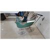Image 11 : Antique Late 19th/Early 20th Century Dark Green Wooden Baby Carriage Perambulator with Hood