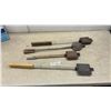 Image 2 : Four Cast Iron Pie Irons: Rome Square, Round, Square, and Woods Square
