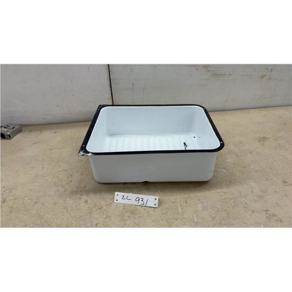 White Enamelware Rectangular container with Black Rim and Ribbed Bottom, 5 × 11 × 14”