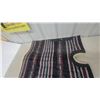 Image 3 : Quilted Western Saddle Pad with Striped Woven Top and Fleece Bottom