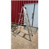 Image 1 : 6ft Aluminum Step Ladder with Tool Tray
