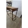Image 2 : Antique Oak Parlor Console Table with Barley Twist Legs and Hinged Storage Top 28”×25.6”×15.6”