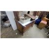 Image 3 : Antique Hoosier Cabinet with Porcelain-Enamel Worktop and Metal-Lined Bins