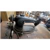 Image 4 : Vintage Singer 31-15 Industrial Sewing Machine on Wooden Table with Electric Motor and Foot Pedal