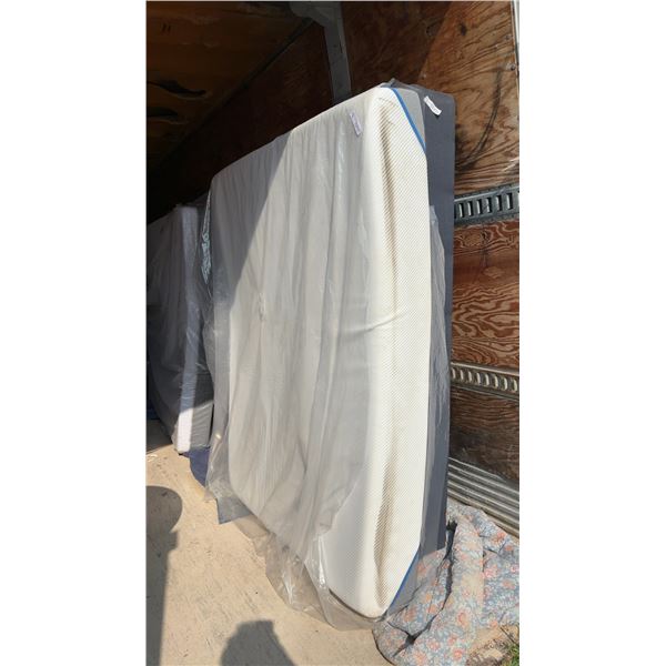 Queen Size Mattress and Box Spring