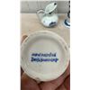 Image 5 : Delft Blue Hand-Painted Ceramic and Cobalt Blue Glass Assortment with Tile, Jar, Bottles