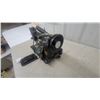 Image 5 : Vintage Singer Model 15-90 Sewing Machine Head with External Belt-Driven Motor and Foot Pedal