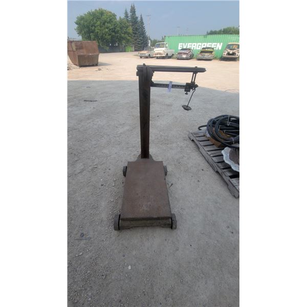 Vintage Industrial Portable Platform Beam Scale with Sliding Weight and Counterweight