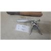 Image 2 : Veterinary Automatic Repeater Syringe and Horn/Calf Gougers