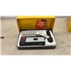 Image 12 : Kodak Instamatic 30 and 20 Camera Outfits, Disc 4000 Camera Outfit, Flash