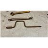 Image 6 : Assortment of Antique Tractor Wrenches Including Crane Square-Socket Valve Wrench, Pipe Wrench