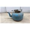 Image 9 : Vintage Enamelware / Graniteware Beacon Rise and Shine Kneading Pan, Floral Bowl, and Blue Kettle