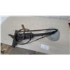 Image 1 : Antique Hand-Cranked Device