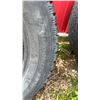Image 3 : 2 Hankook Winter i*Pike Tires, 215/60R17