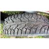 Image 4 : 2 Hankook Winter i*Pike Tires, 215/60R17