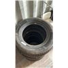 Image 2 : Michelin Latitude X-Ice Snow SUV Studless Tires, 275/65 R18 116T, Set of 4