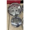Image 7 : Assorted Hubcaps and Wheel Covers: Chevrolet, GMC, Ford, Lincoln