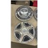 Image 8 : Assorted Hubcaps: Oldsmobile, Chevrolet, and Other Brands, 12 Pieces