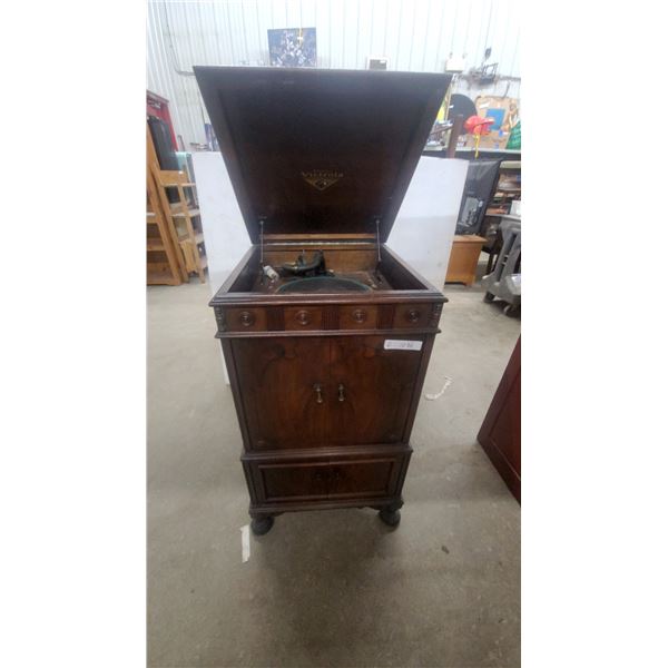 Antique Victor Talking Machine Orthophonic Victrola Model 10-70 Phonograph Cabinet, 1925-1929