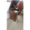 Image 6 : Antique Victor Talking Machine Orthophonic Victrola Model 10-70 Phonograph Cabinet, 1925-1929