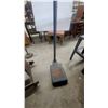 Image 5 : Antique Fairbanks Cast Iron Physician's Balance Beam Scale with Stadiometer, Blue Finish