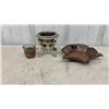 Image 5 : Collection of Vintage Ashtrays Including R. Ethier Paving, Copper, Glass, and Metal Advertising