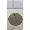 Image 2 : Brass Garden Sundial and Brass 40-Year Calendar