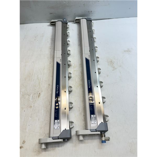 (2) Keyence #SJ-E060L Light Bars