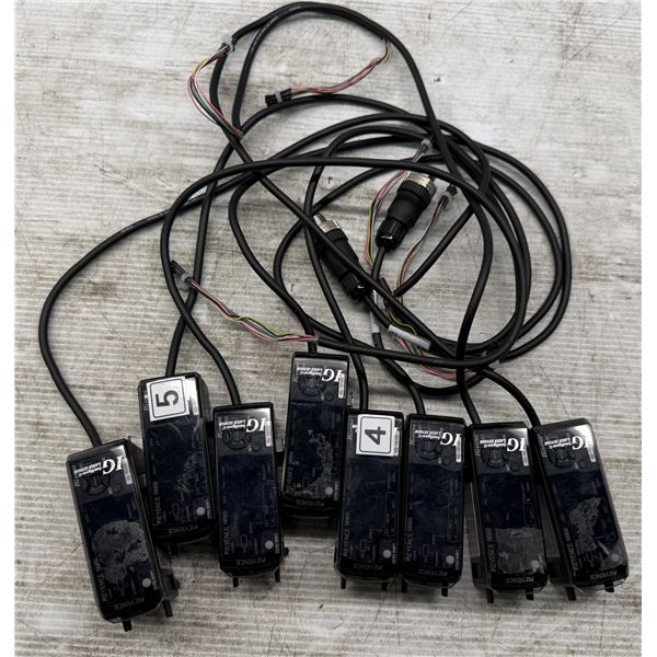 Lot of (8) Keyence #IG-1050 Sensors