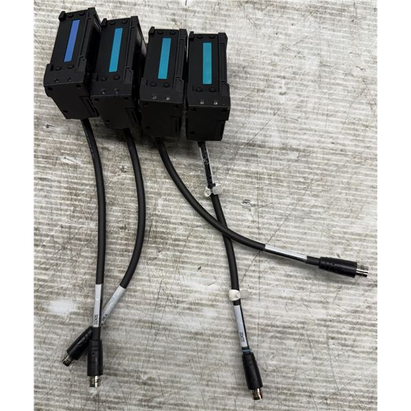 (4) Keyence #IG-028 Sensors