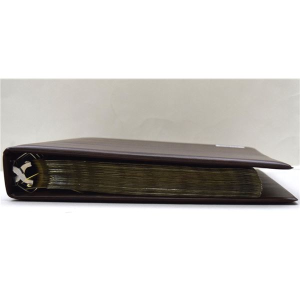 German Municipal Notgeld Album, 1920 to 1922, Collection of 400 Different Emergency Currency Neatly 