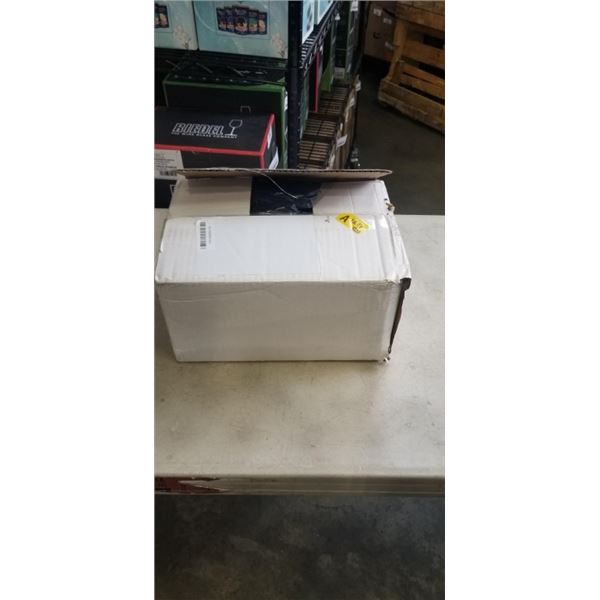 CASE OF LARGE GARBAGE BAGS