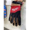 Image 2 : 4 NEW PAIRS OF WORK GLOVES - CUT X AND 3 PAIRS MILWAUKEE GLOVES