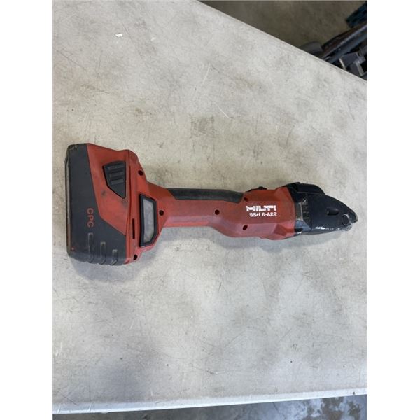 HILTI CORDLESS METAL SHEARS SSH 6-A22 - WORKING