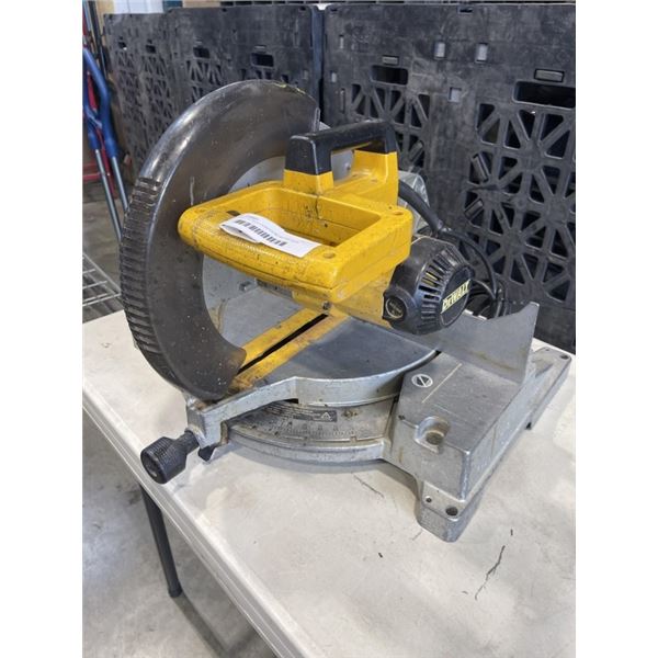 DEWALT 12 INCH COMPOUND MITRE SAW, MODEL D705-04